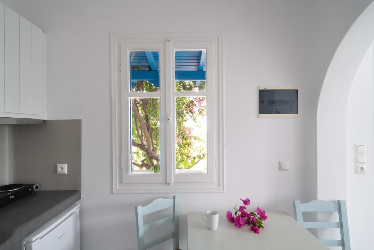 Firoa Studios Donoussa Luaran gambar