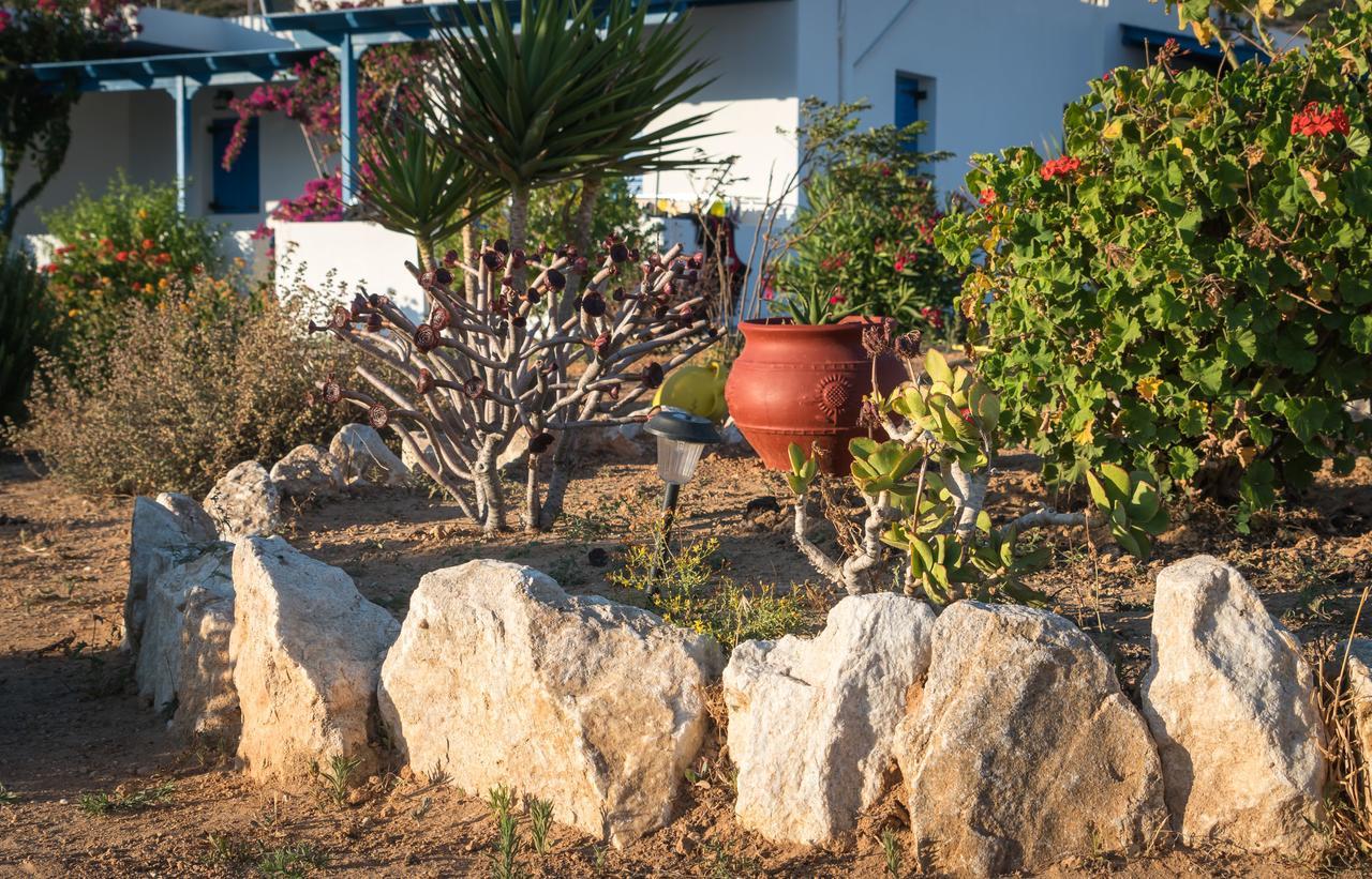 Firoa Studios Donoussa Luaran gambar