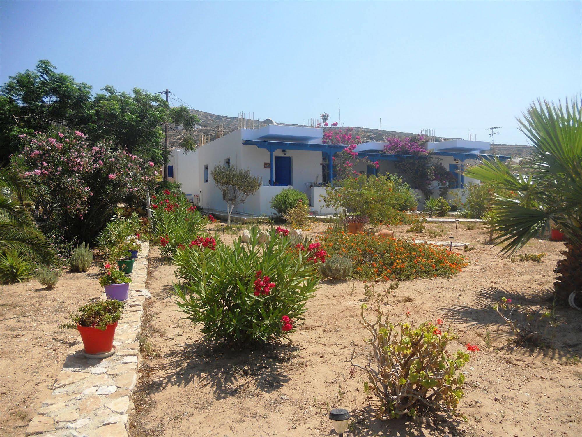 Firoa Studios Donoussa Luaran gambar