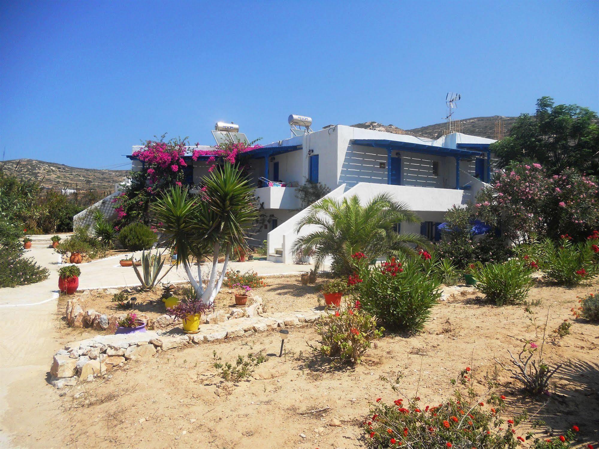 Firoa Studios Donoussa Luaran gambar